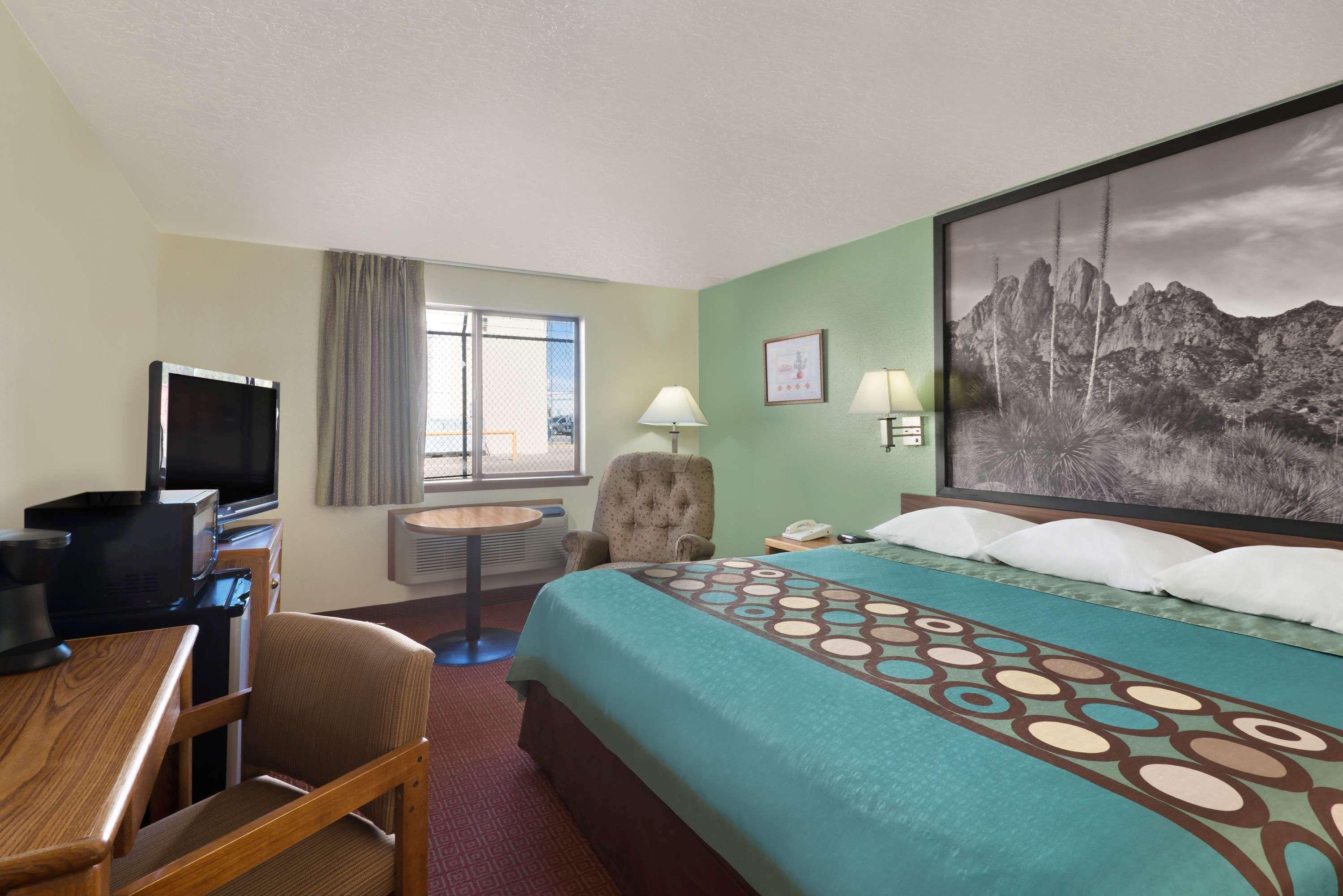 Super 8 By Wyndham Alamogordo - White Sands Exterior foto